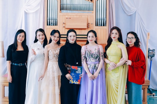 Sinh viên Việt Nam xuất sắc giành giải nhất cuộc thi âm nhạc quốc tế tại Nhật Bản