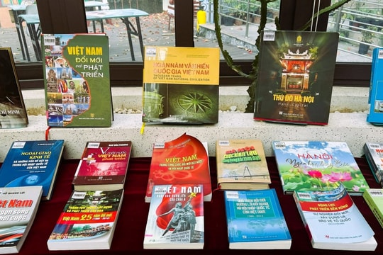 Xây dựng ngành xuất bản chuyên nghiệp, nhân văn, hiện đại