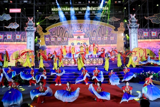 Chương trình nghệ thuật “Hào khí Thăng Long - Linh thiêng Tây Trấn”