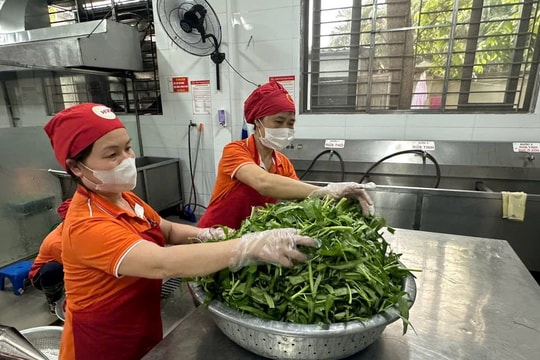 Hà Nội đẩy mạnh tuyên truyền giải quyết tận gốc các “điểm nghẽn” về an toàn thực phẩm