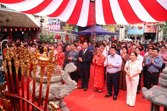 Lễ hội đình Nam Đồng kỷ niệm ngày sinh Thái úy Việt quốc công Lý Thường Kiệt