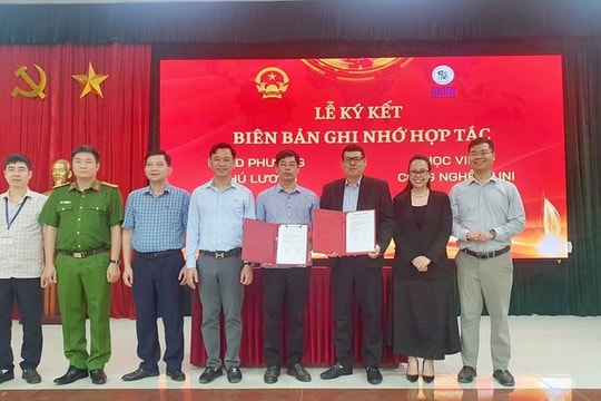 Phường Phú Lương tập huấn ứng dụng trí tuệ nhân tạo, ký kết hợp tác đào tạo chuyển đổi số