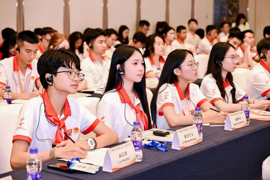 Học sinh phường Cửa Nam tự tin kể chuyện lịch sử và tình hữu nghị