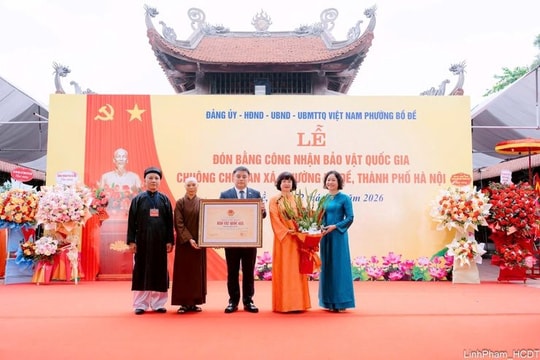 Hà Nội đón Bằng công nhận Bảo vật quốc gia chuông chùa An Xá