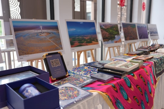 Giới thiệu văn hóa Tân Cương trong Năm Hợp tác du lịch Việt Nam-Trung Quốc