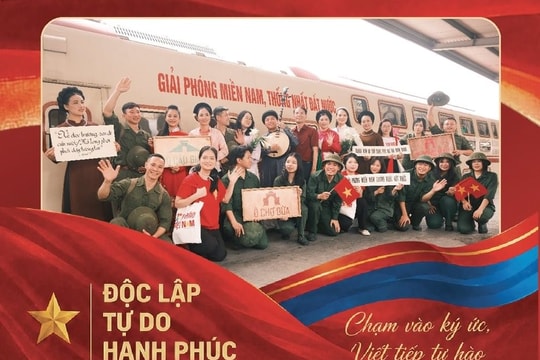 Lên chuyến tàu đoàn viên mừng 51 năm ngày thống nhất đất nước