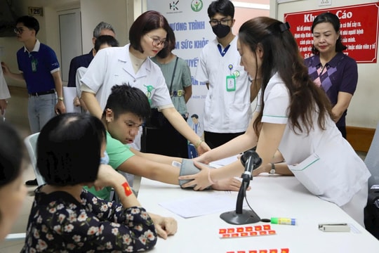 Hà Nội tăng cường chăm lo người khuyết tật, xây dựng môi trường hòa nhập và nhân văn