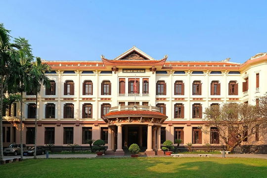 Nốt trầm ngân lên giữa lòng thành phố