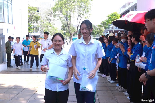 Đề thi môn Toán kỳ thi tuyển sinh vào 10 công lập tại Hà Nội năm học 2026-2027