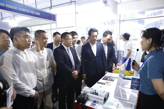 Kế hoạch đào tạo 22.000 nhân lực chất lượng cao cho ngành bán dẫn tại Hà Nội
