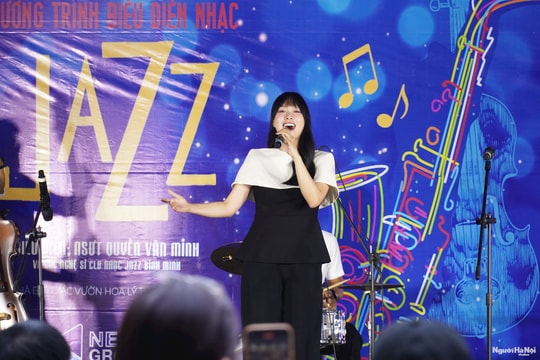 Có một Hà Nội đầy thi vị trong những ngày đầu tháng 6