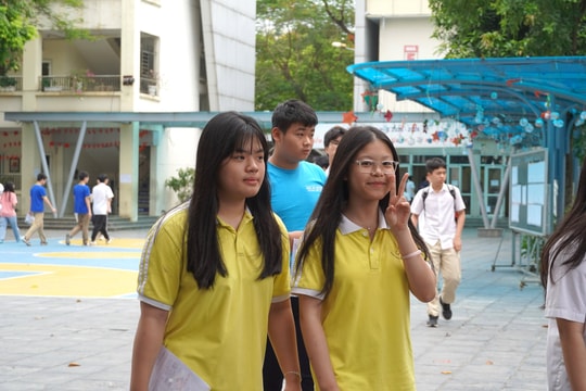 Thí sinh Hà Nội nhận điểm thi vào lớp 10 trên ứng dụng iHanoi từ ngày 19/6
