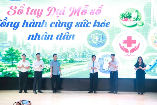 Phường Đại Mỗ ra mắt "Sổ tay Đại Mỗ số" đồng hành cùng sức khỏe người dân