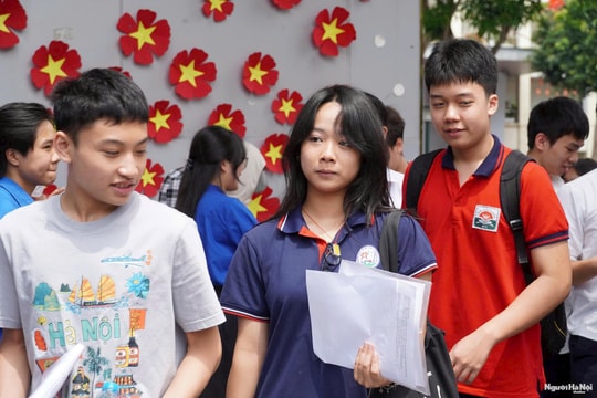 Hà Nội công bố điểm chuẩn trúng tuyển vào lớp 10 trường chuyên