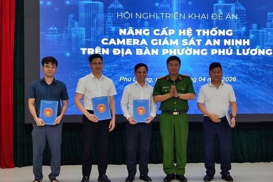 Công an phường Phú Lương đẩy mạnh chuyển đổi số, đưa công nghệ phục vụ người dân ngày càng hiệu quả
