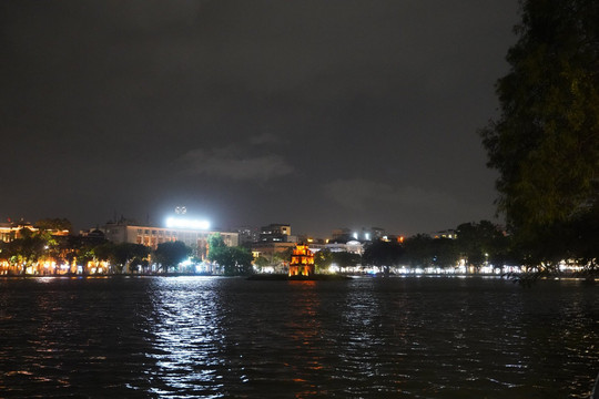 Hà thành, đêm trên phố