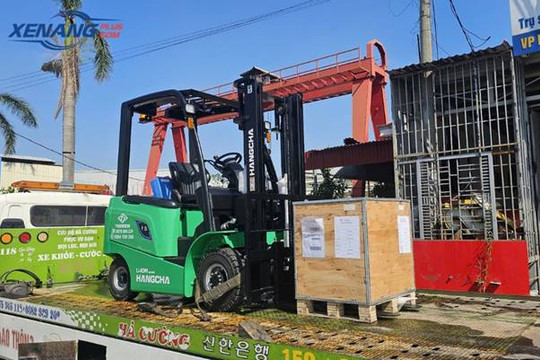 Xe nâng điện 1.5 tấn: Xu hướng hiện đại hóa hoạt động sản xuất và logistics