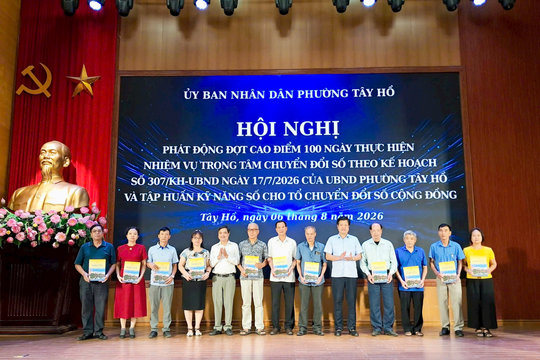 Phường Tây Hồ phát động đợt cao điểm 100 ngày thúc đẩy chuyển đổi số