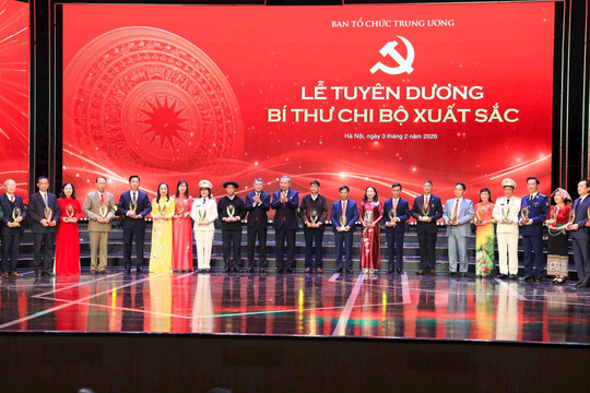 Lan tỏa những giá trị của công tác xây dựng Đảng từ Giải Búa liềm vàng