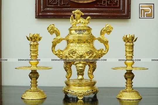 Giữ nghề đúc đồng truyền thống trong không gian thờ Việt