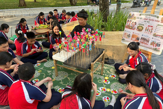 Cầu Giấy xanh - chạm bình yên, khơi cảm hứng: chuyển đổi số nổi bật tại cơ sở