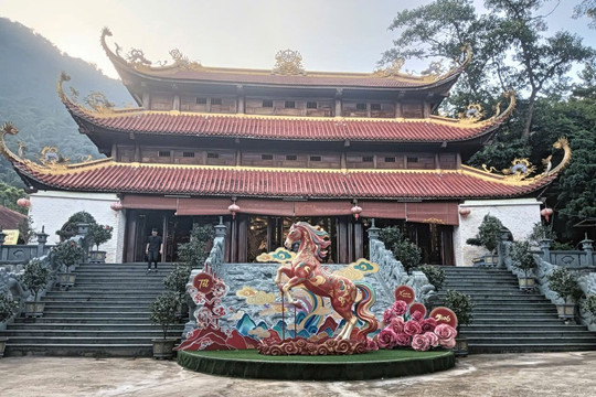 Khoảng lặng phía Tây Hà Nội