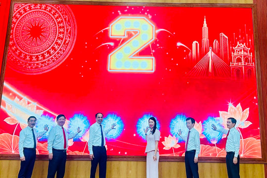 Phường Tây Hồ phát động Cuộc thi trực tuyến “Thủ đô Hà Nội cùng dân tộc trong kỷ nguyên mới”