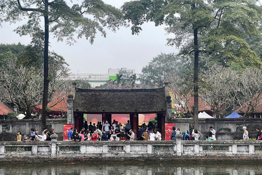 Hà Nội - Bản hùng ca trầm mặc giữa lòng thời gian