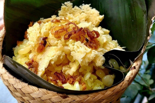 Xôi ngô lá sen, món ăn tuổi thơ ngọt ngào