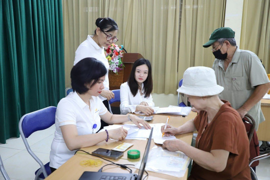 Bảo hiểm y tế Hà Nội tiếp tục mở rộng độ bao phủ, bảo đảm quyền lợi người dân