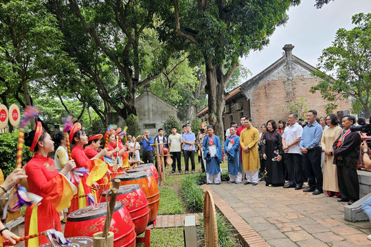 “Nhất trống - một tiếng trống - ngàn năm văn hiến” kể câu chuyện phía sau mỗi chiếc trống Việt Nam