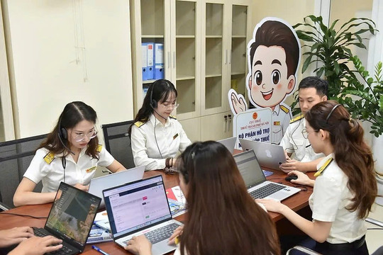 Thuế Thành phố Hà Nội triển khai kênh gửi tin nhắn hỗ trợ hộ, cá nhân kinh doanh