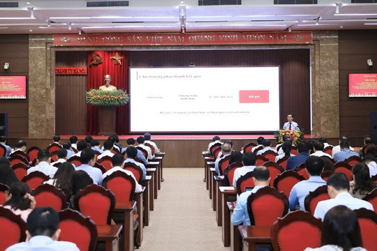Hà Nội: Cán bộ, đảng viên nâng cao tính tự giác trong quán triệt nghị quyết của Đảng