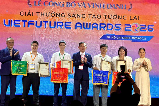 Đại học Công nghệ Đông Á giành Giải Nhất toàn đoàn tại VietFuture Awards 2026
