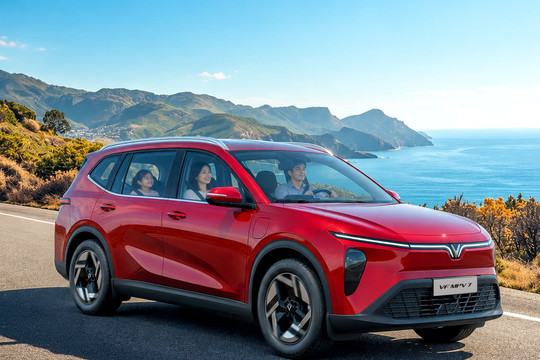 Ưu đãi hấp dẫn, chăm xe thuận tiện: VF MPV 7 ghi điểm với cả gia đình