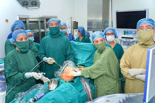 Lần đầu Việt Nam can thiệp bào thai bằng kỹ thuật FETO