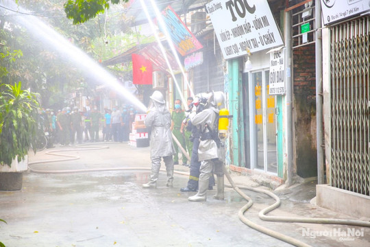 Phường Phú Lương: Diễn tập phương án chữa cháy và cứu nạn, cứu hộ tại khu dân cư ngõ sâu