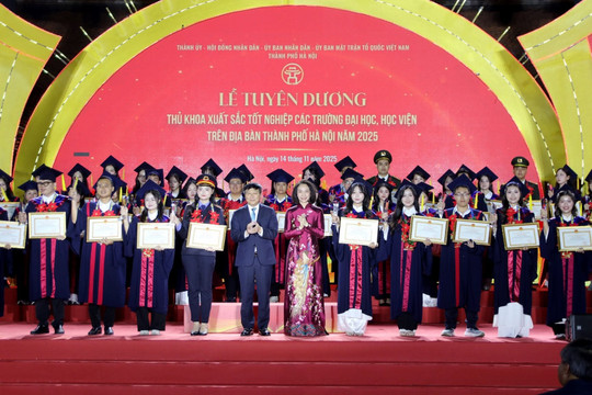 Tuyên dương 100 thủ khoa xuất sắc tốt nghiệp các trường đại học, học viện năm 2026
