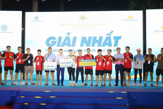 Tây Hồ ghi dấu ấn tại Giải Bơi chải thuyền rồng và Ván SUP Hà Nội mở rộng 2026