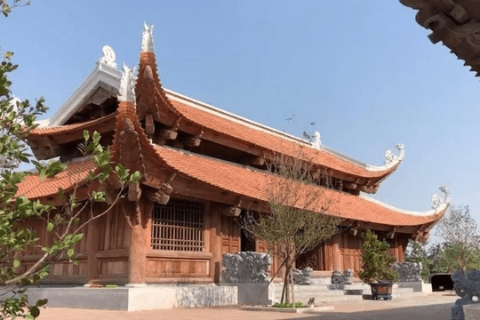 Đình Vân Cốc - điểm du lịch văn hóa gắn với không gian làng quê ven sông Hồng
