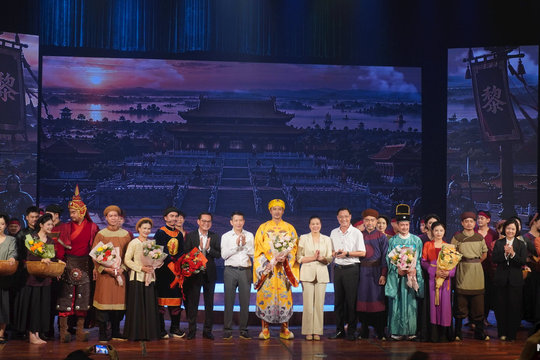 NSND Trung Hiếu: “Nhà hát Kịch Hà Nội tiến tới là điểm sáng về công nghiệp văn hóa Thủ đô”