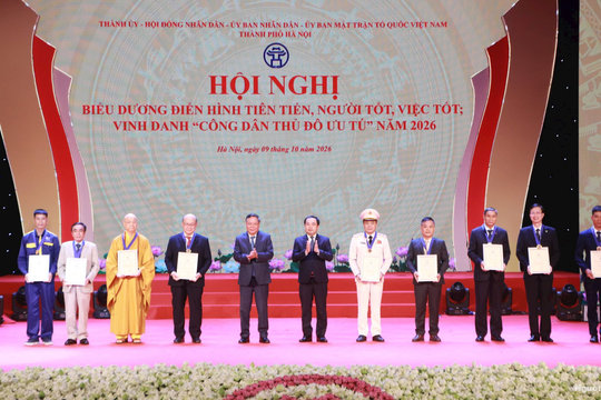 Hà Nội biểu dương điển hình tiên tiến và vinh danh Công dân Thủ đô ưu tú