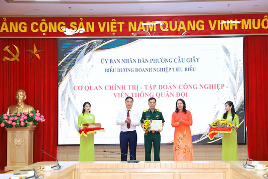 Phường Cầu Giấy gặp mặt, biểu dương các doanh nghiệp tiêu biểu nhân ngày Doanh nhân Việt Nam