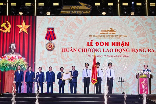 Ngành Đường sắt Việt Nam kỷ niệm 80 năm Ngày truyền thống và đón nhận Huân chương Lao động hạng Ba