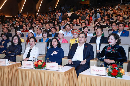 “Đại đoàn kết - Lan tỏa tình dân tộc, nghĩa đồng bào”
