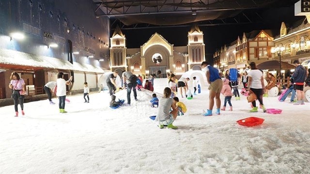 Lạc giữa thiên đường tuyết Snow Town ngay trong lòng Sà i Gòn