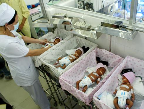 Việt Nam được khuyến cáo nên sinh nhiều hơn 2 con