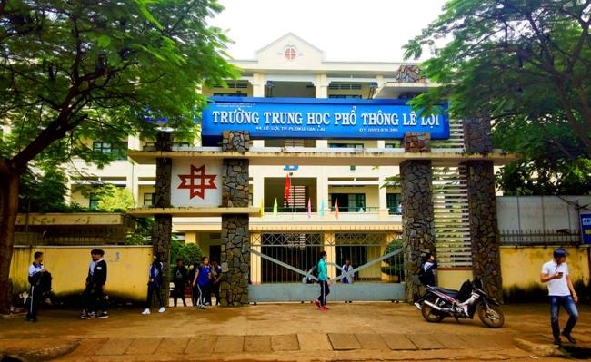 Sở GD&ĐT lên tiếng vụ học sinh đồng loạt ký đơn xin... không học thêm