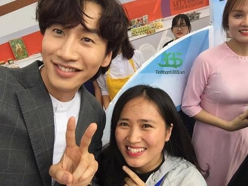 Xuất hiện thần thánh Lee Kwang Soo khiến dân tình ‘bối rối’, ‘ngất xỉu’ bởi vẻ đẹp trai