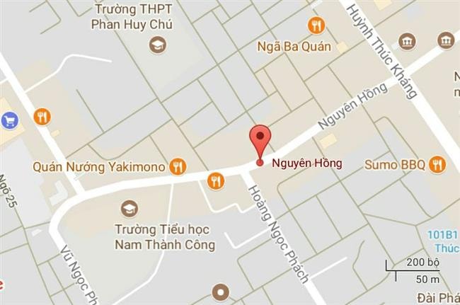 Đường Nguyên Hồng, thuộc quận Ba Đình và quận Đống Đa, Hà Nội.